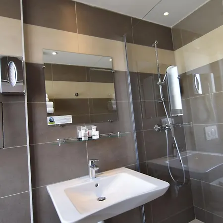 Otel Alyss Saphir Cambronne Eiffel Paris