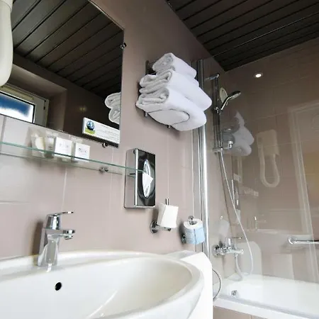 Otel Alyss Saphir Cambronne Eiffel