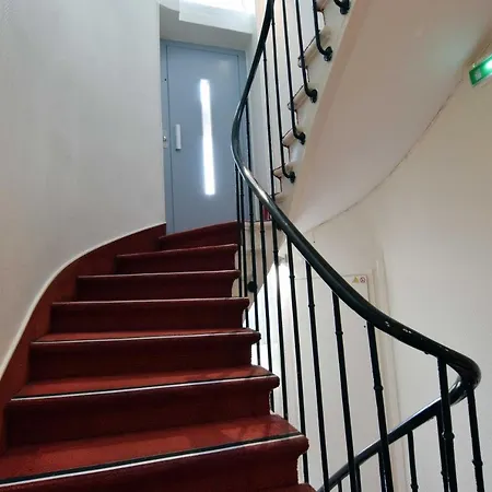 Alyss Saphir Cambronne Eiffel 3* Paris