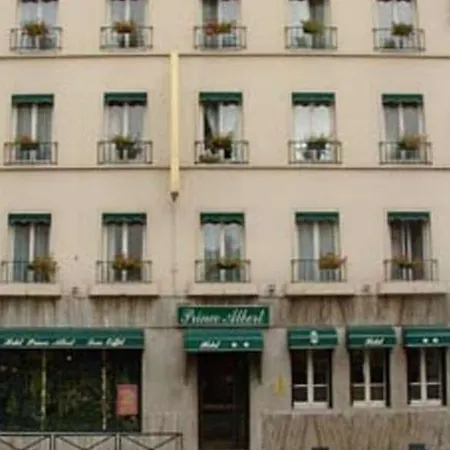 Hotel Alyss Saphir Cambronne Eiffel 3*