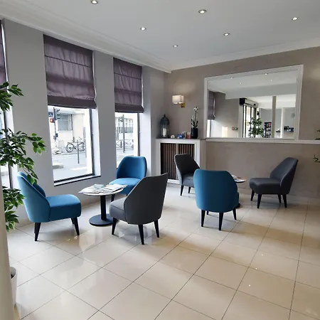 Alyss Saphir Cambronne Eiffel Hotel 3*