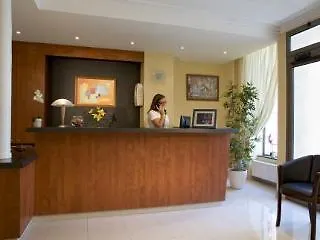 Alyss Saphir Cambronne Eiffel 3*